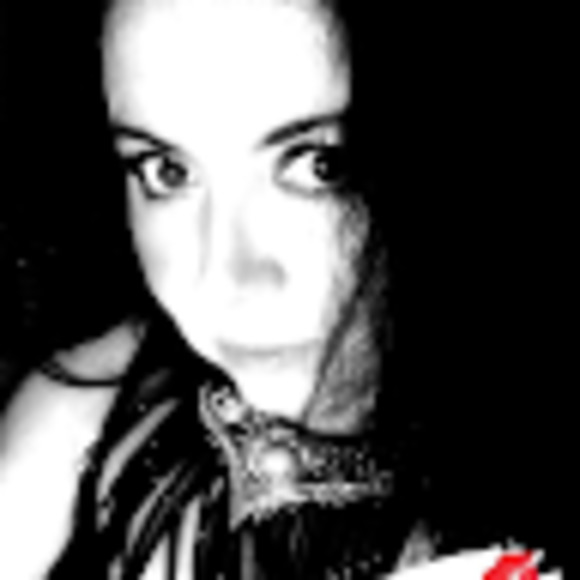 Meet your Posher, Lovey aka djapocolipz - Picture 1 of 15